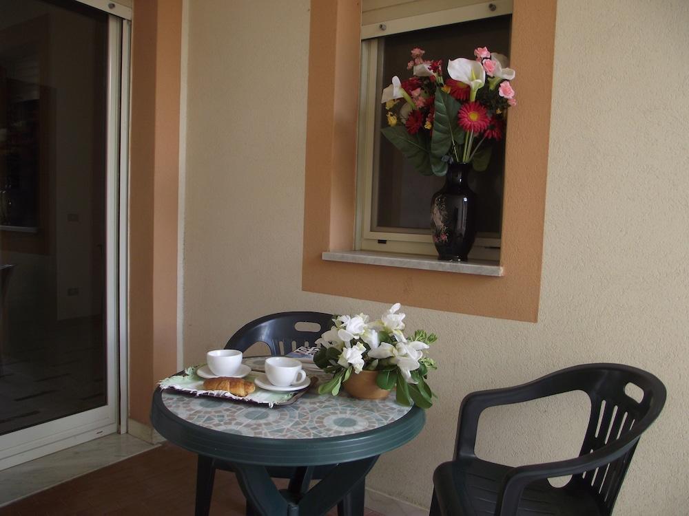 Hotel Ristorante Mosaici بياتْسا أرمارِنا المظهر الخارجي الصورة